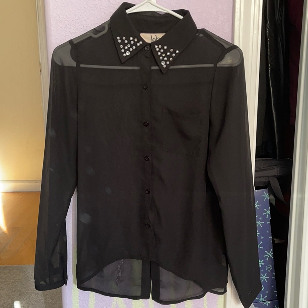 Lola Embroidered Neck Blouse